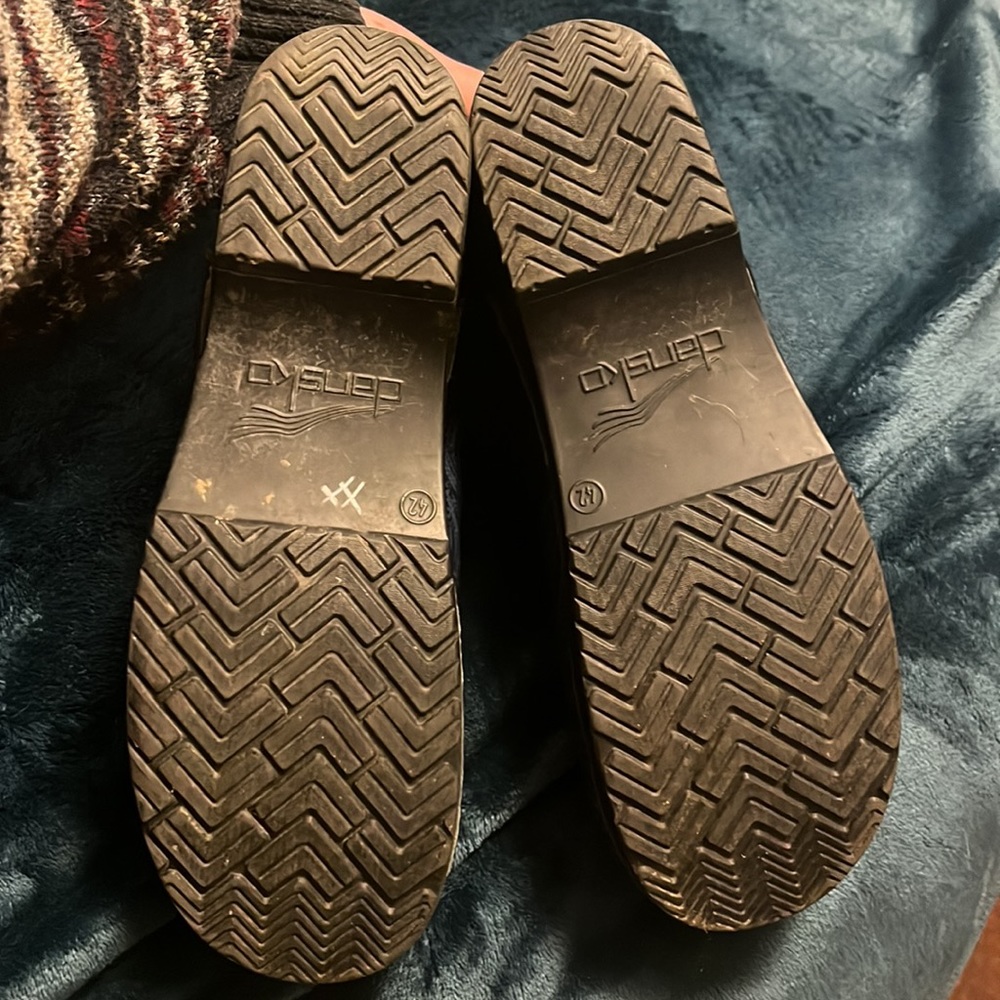 Dansko Size 42 Clogs In Blue Swirl Pattern - image 4